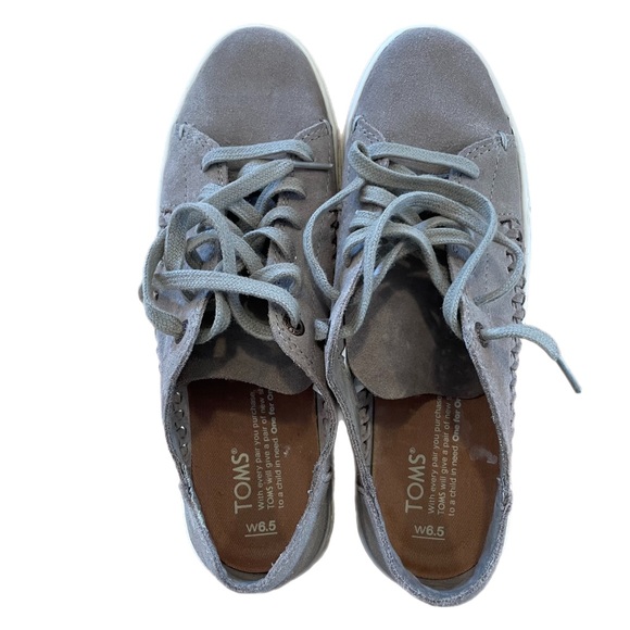 Toms Lenox suede shoes, women’s size 6.5. The color is Desert Taupe. - Picture 4 of 6
